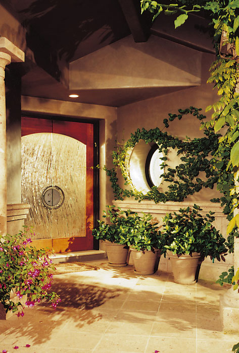 entry way with round door lock